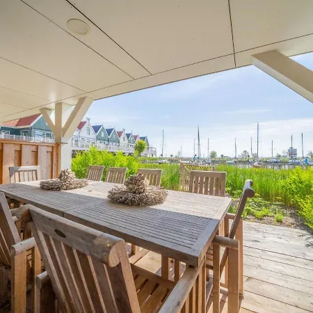Europarcs Poort Van Amsterdam-2 * Uitdam