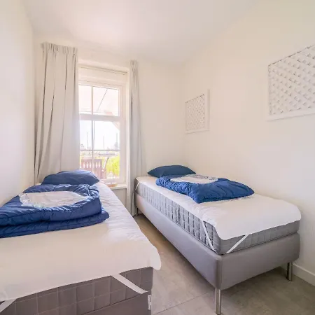 Europarcs Poort Van Amsterdam-2 * Uitdam